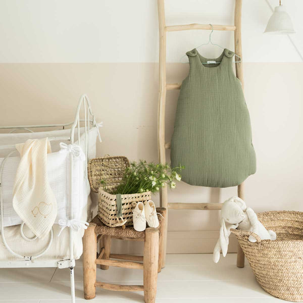 Gigoteuse en gaze vert sauge - Vanille Coton